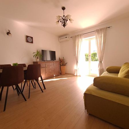 Apartmani B&S Barbat na Rabu Exteriér fotografie