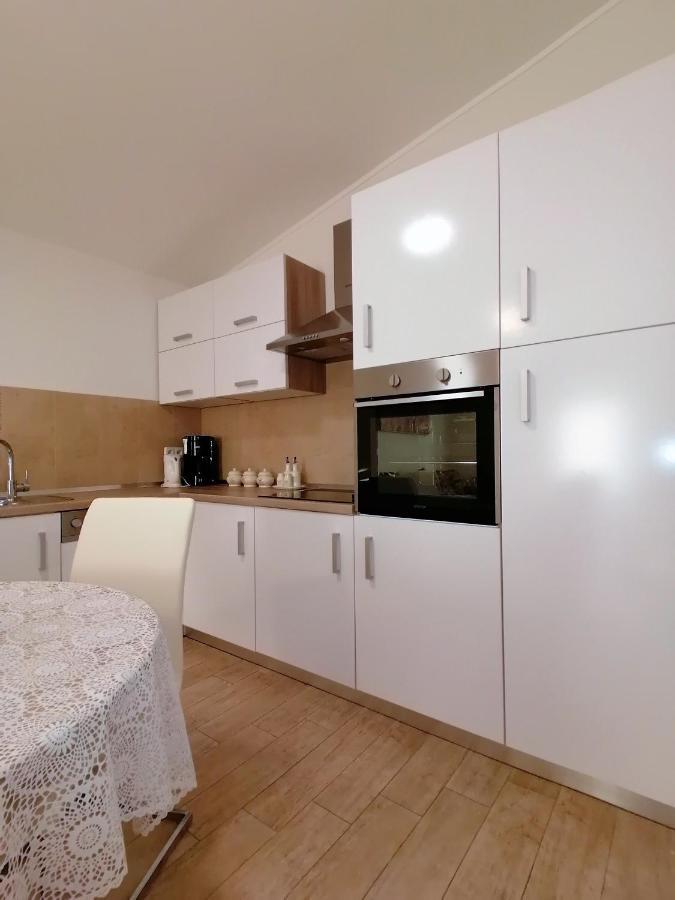 Apartmani B&S Barbat na Rabu Exteriér fotografie